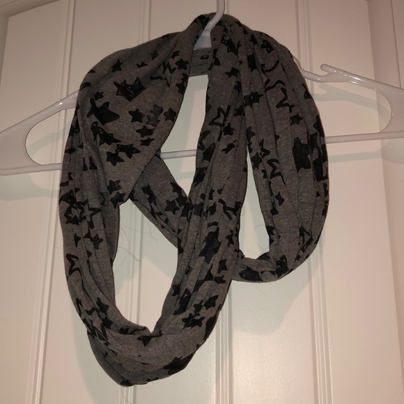 Bundle of scarves - Picture 4 of 4